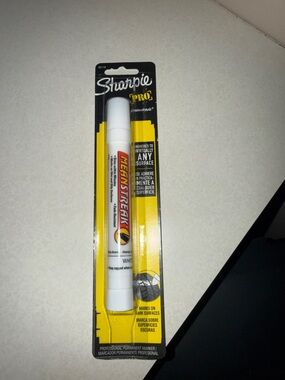 Sharpie PRO MeanStreak White Permanent Marker - White